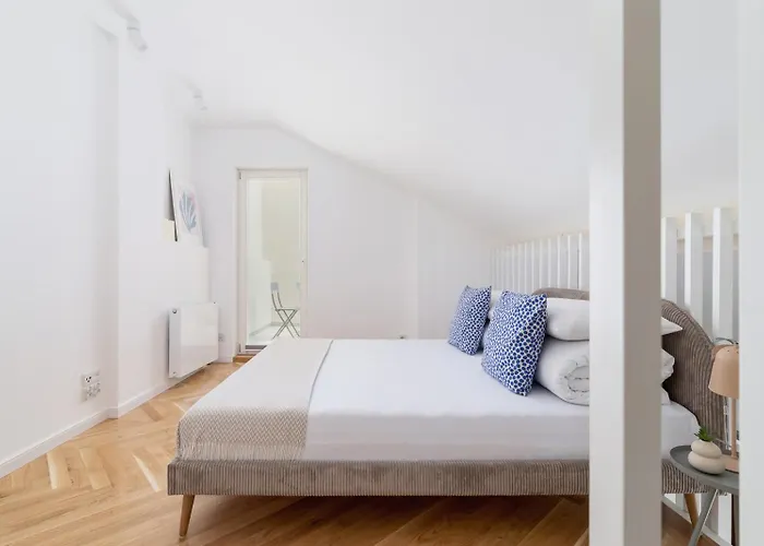 With Balcony - Rejtana 10